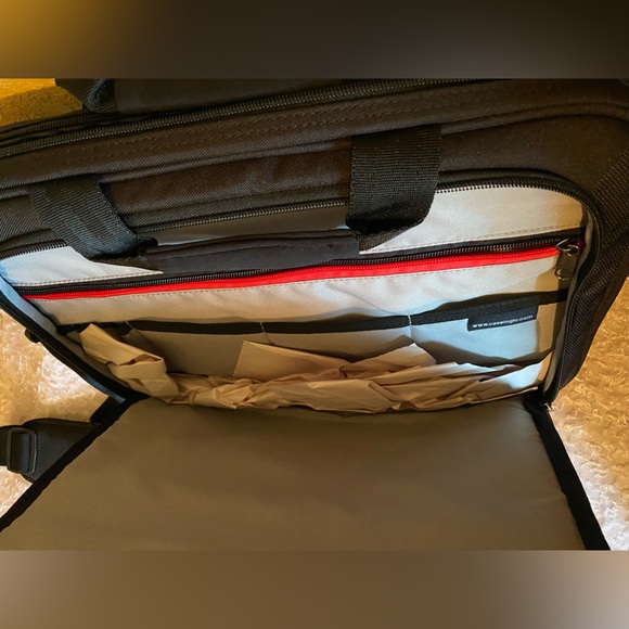 Case Logic computer Case - Picture 3 of 5